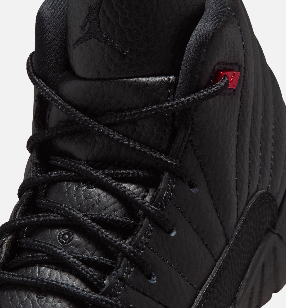 Air Jordan 12 Retro Bloodline Preschool Shoes - Black/Varsity Red