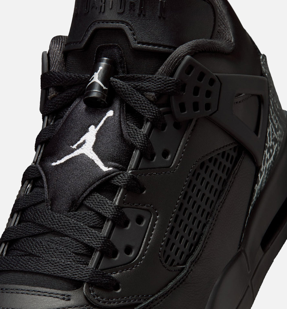 Spizike Low Men's Basketball Shoes - Black/Black/Metallic Silver